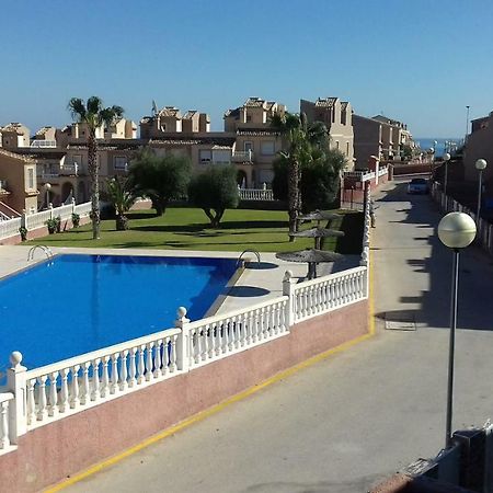 Bungalow Junto A La Piscina, Gran Alacant Santa Pola Luaran gambar