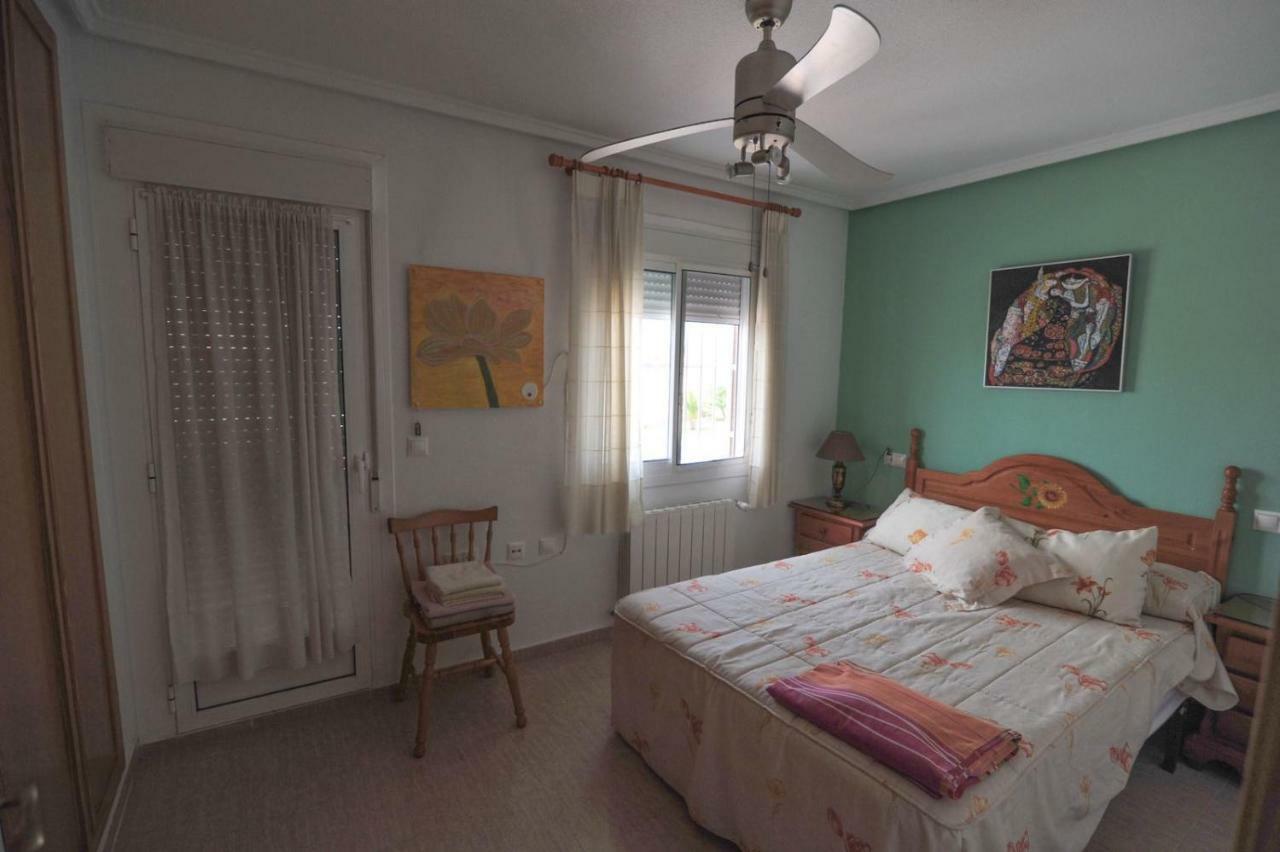 Bungalow Junto A La Piscina, Gran Alacant Santa Pola Luaran gambar