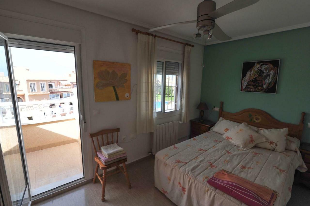 Bungalow Junto A La Piscina, Gran Alacant Santa Pola Luaran gambar